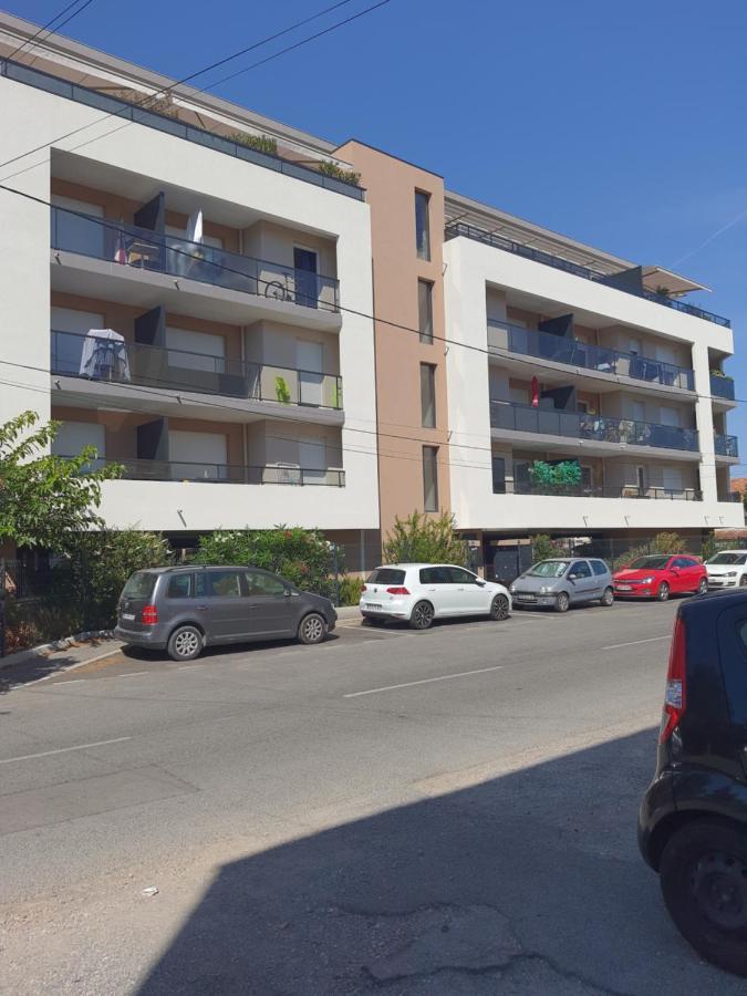 Via Center Bat A Apartment Fréjus Exterior photo